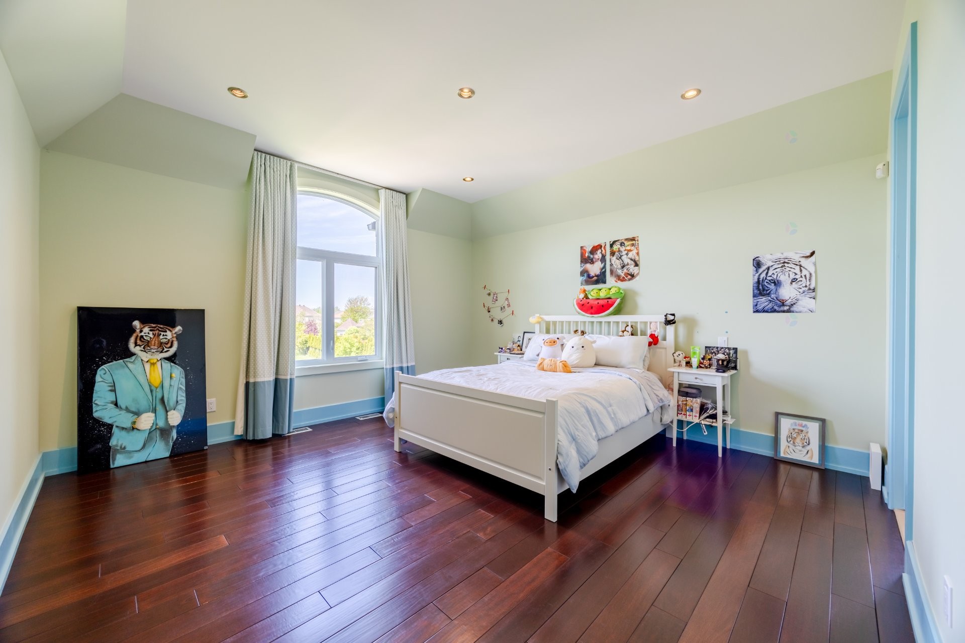 









7720


Av. de Lugano

,
Brossard,




QC
J4Y0G2

