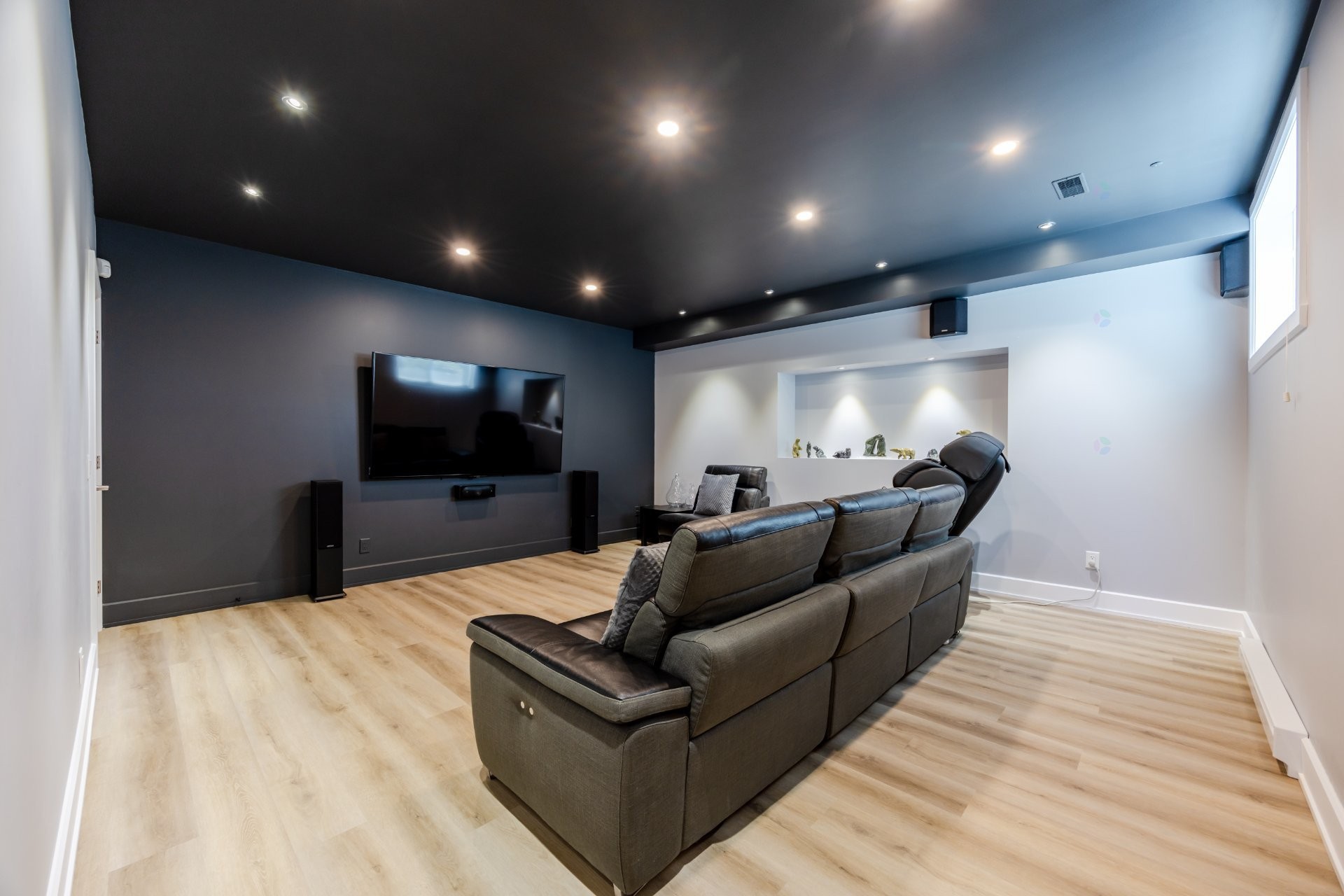 









7720


Av. de Lugano

,
Brossard,




QC
J4Y0G2

