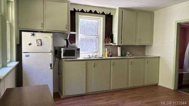 









5835


Island

Hwy North,
Courtenay,




BC
V9J 1T3

