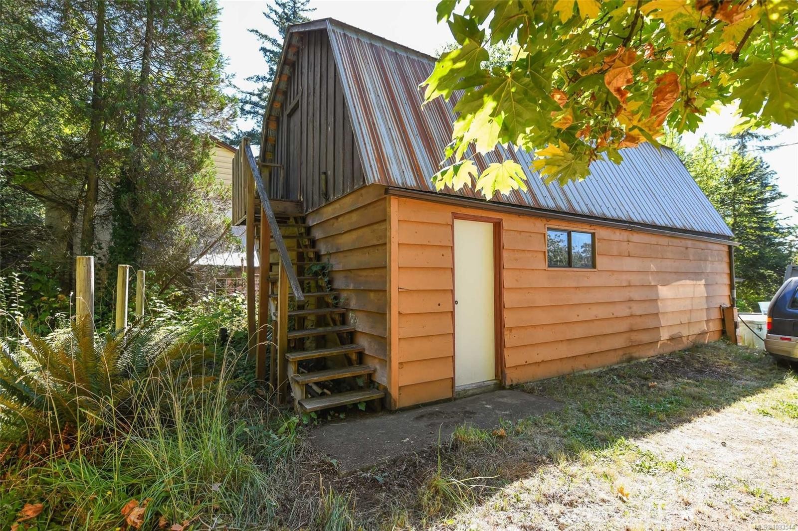









5835


Island

Hwy North,
Courtenay,




BC
V9J 1T3

