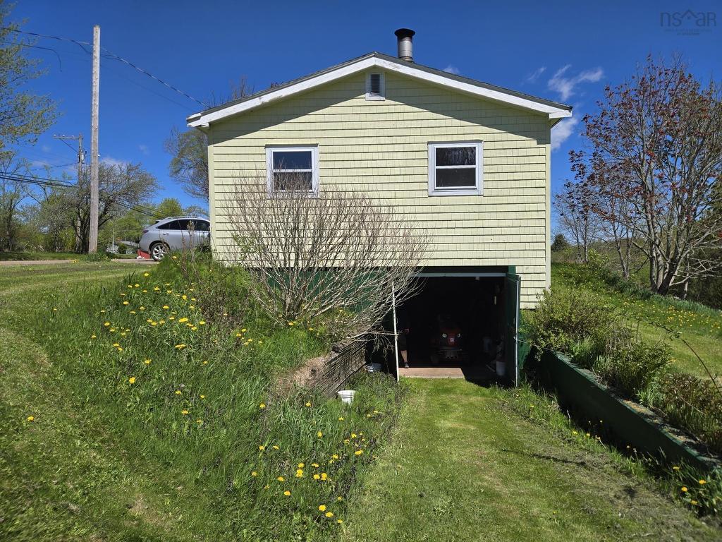 












363 Truro Heights Rd

,
Truro Heights,




NS
B6L 1X7


