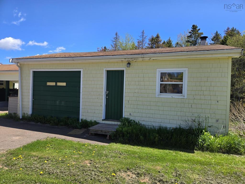 












363 Truro Heights Rd

,
Truro Heights,




NS
B6L 1X7

