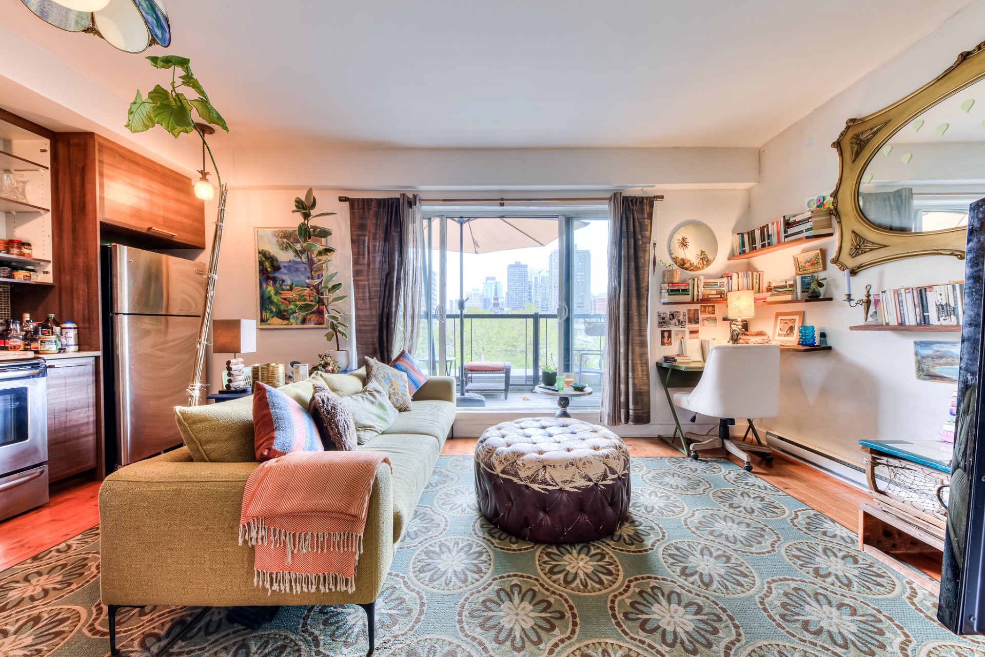 









1208


Rue du Fort

, 402,
Montréal (Ville-Marie),




QC
H3H2B3

