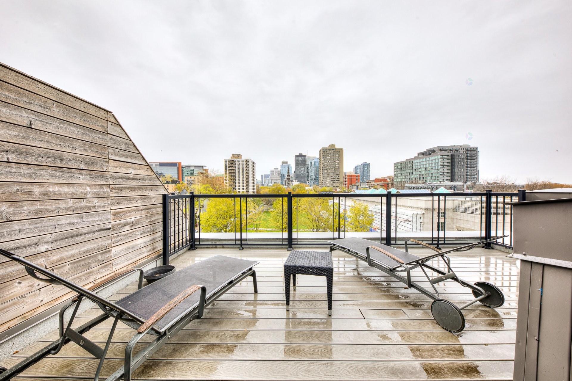 









1208


Rue du Fort

, 402,
Montréal (Ville-Marie),




QC
H3H2B3


