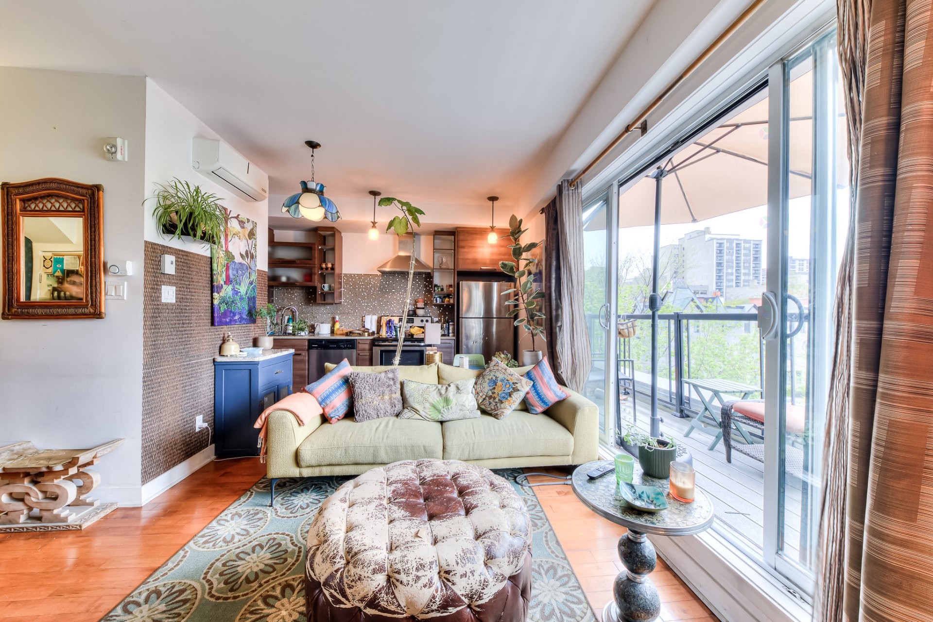 









1208


Rue du Fort

, 402,
Montréal (Ville-Marie),




QC
H3H2B3

