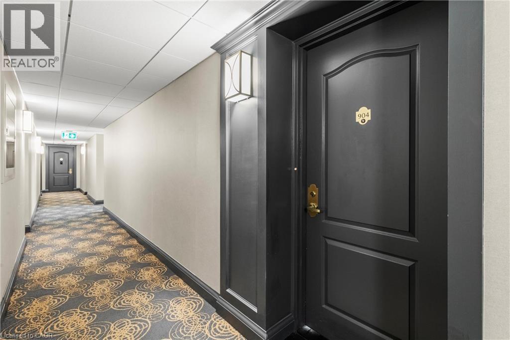 












21 DALE Avenue Unit# 904

,
Toronto,




Ontario
M4W1K3

