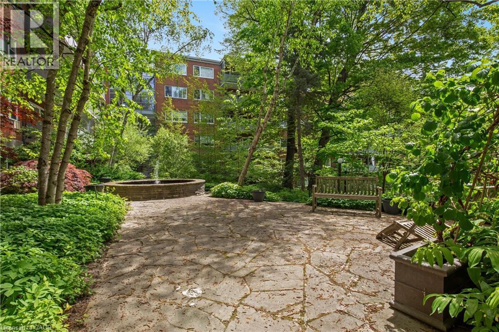 












21 DALE Avenue Unit# 904

,
Toronto,




Ontario
M4W1K3

