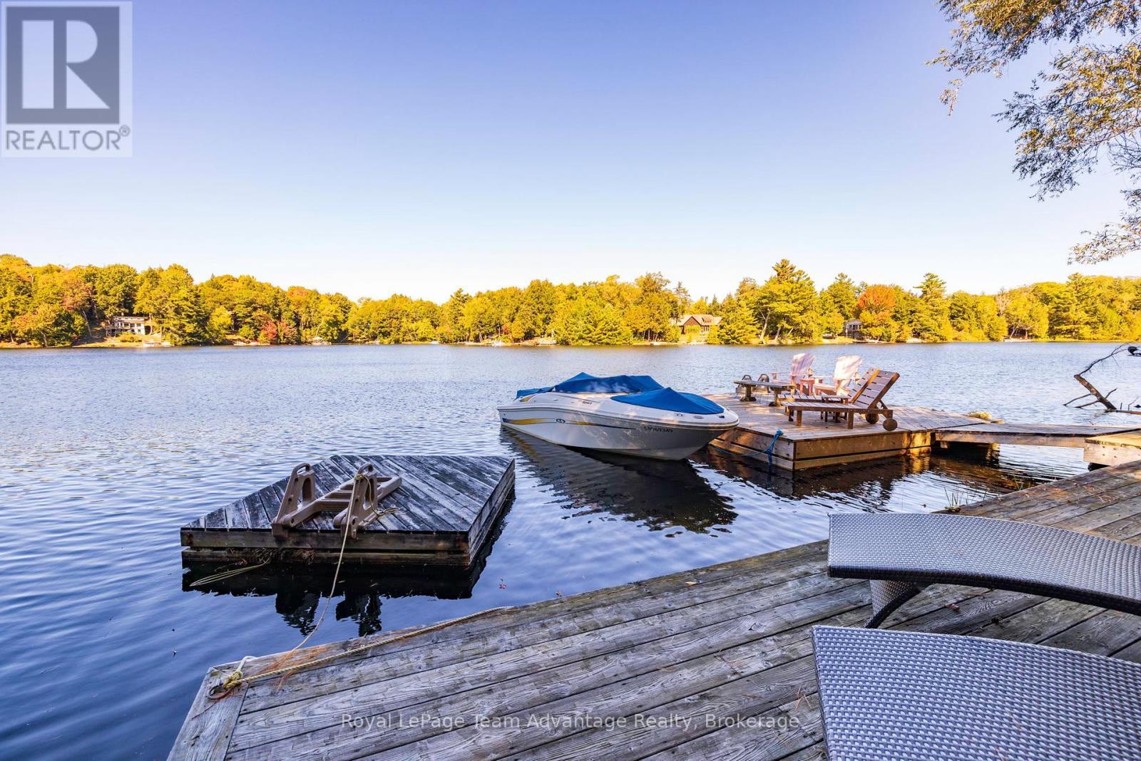 












8 FIREFLY WAY

,
Seguin,




Ontario
P2A0B2

