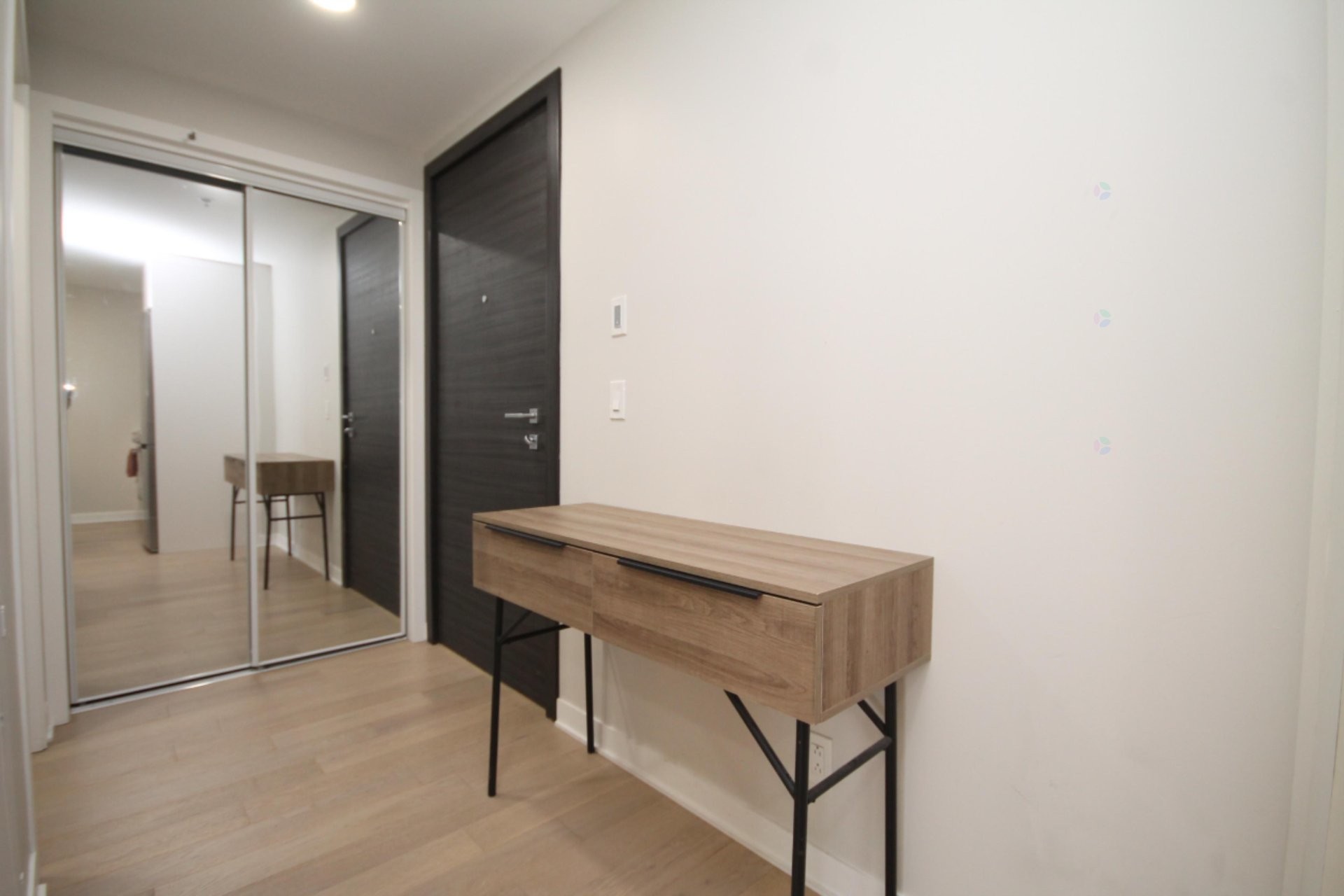 









5227


Boul. Décarie

, 505,
Montréal (Côte-des-Neiges/Notre-Dame-de-Grâce),




QC
H3W3C2

