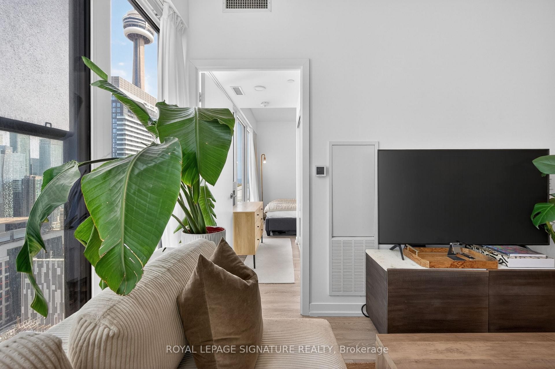 









55


Mercer

Street, 3310,
Toronto,




ON
M5V 0W4

