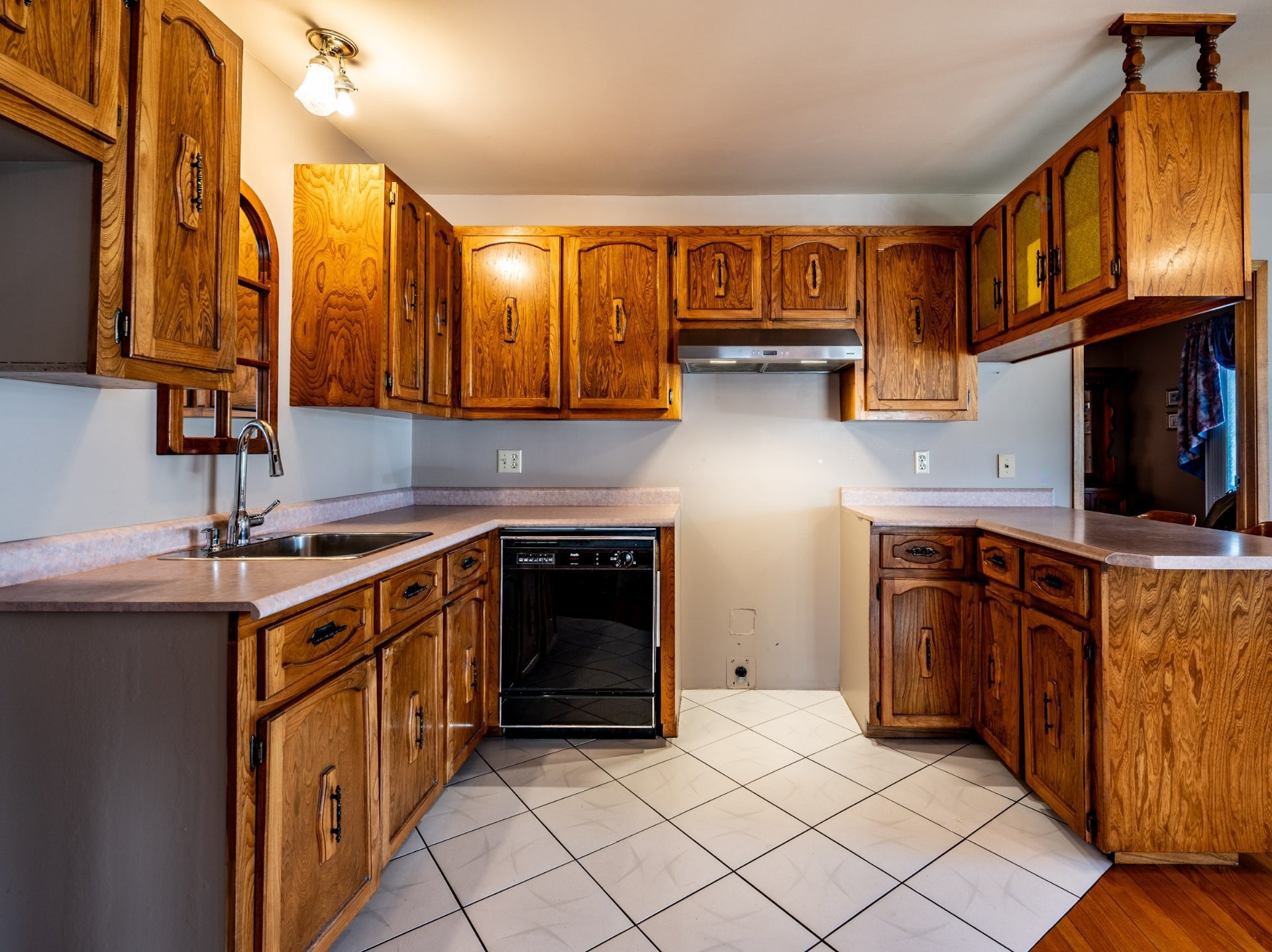 









62

 - 64


Rue Duguay

,
Trois-Rivières,




QC
G9A0B4

