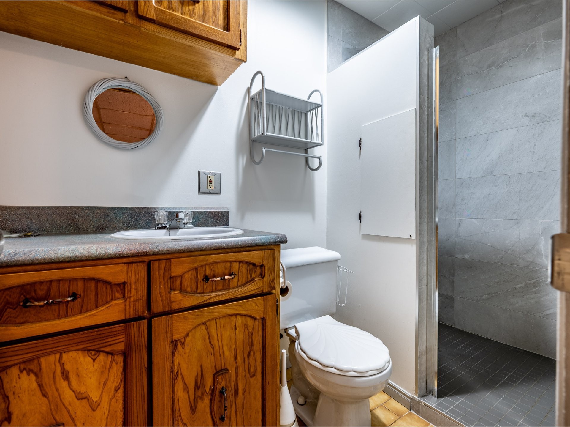 









62

 - 64


Rue Duguay

,
Trois-Rivières,




QC
G9A0B4

