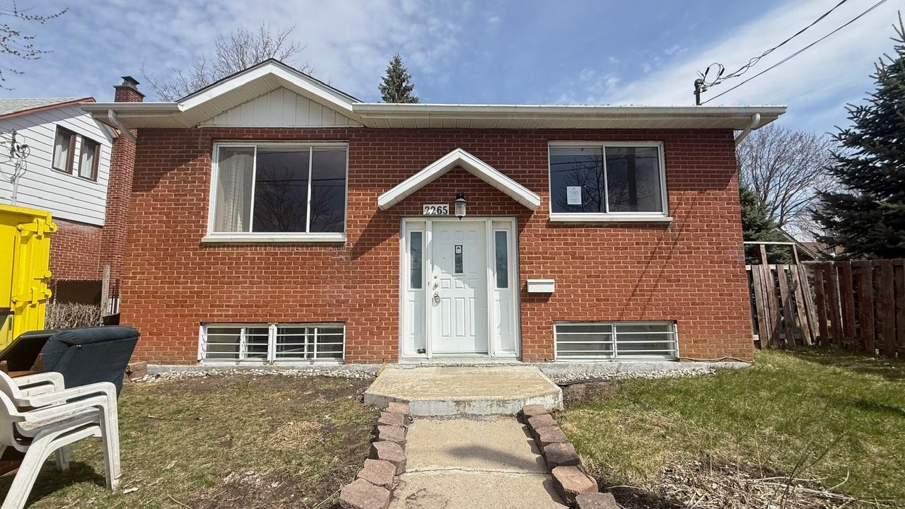 









2265


Boul. La Fayette

,
Longueuil (Le Vieux-Longueuil),




QC
J4K3C1

