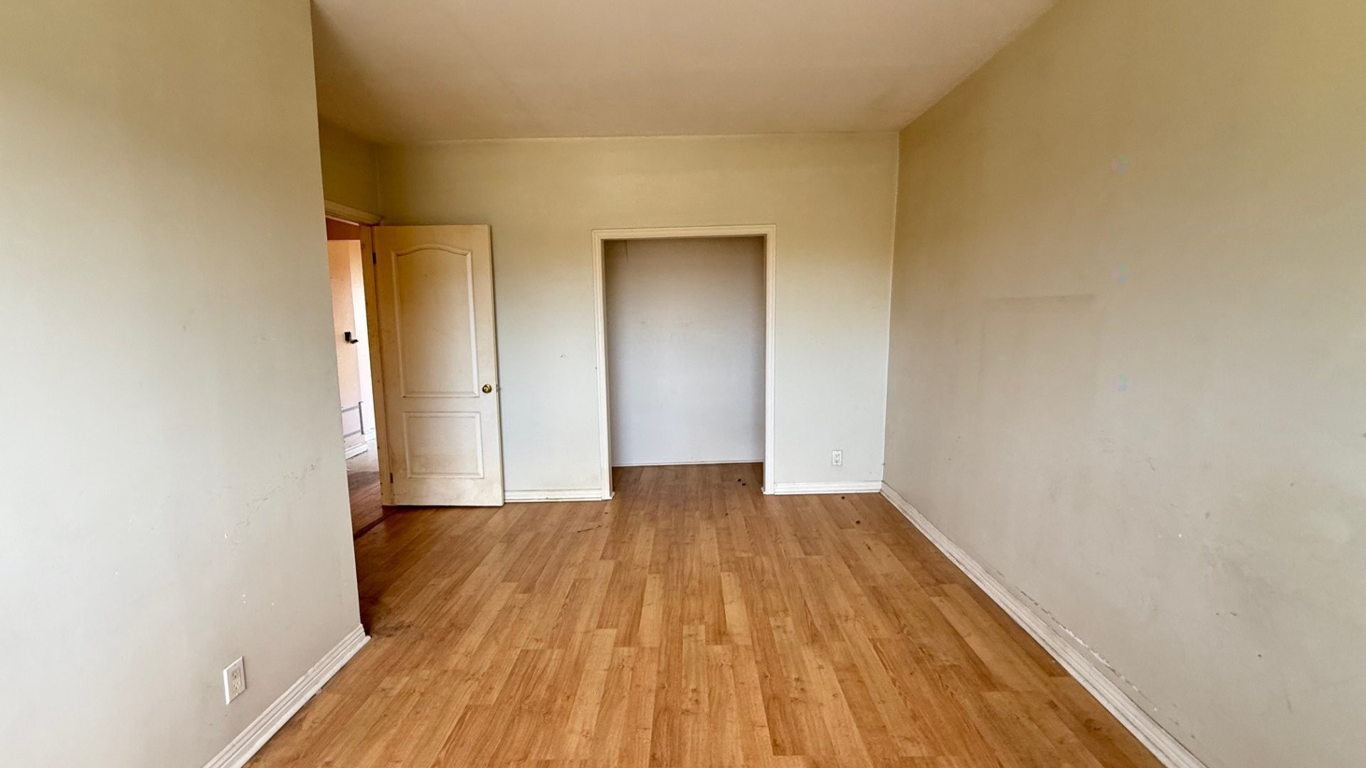 









2265


Boul. La Fayette

,
Longueuil (Le Vieux-Longueuil),




QC
J4K3C1

