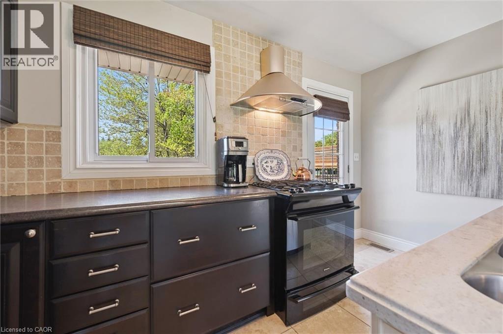 












4 MACDONALD Street

,
Elora,




Ontario
N0B1S0

