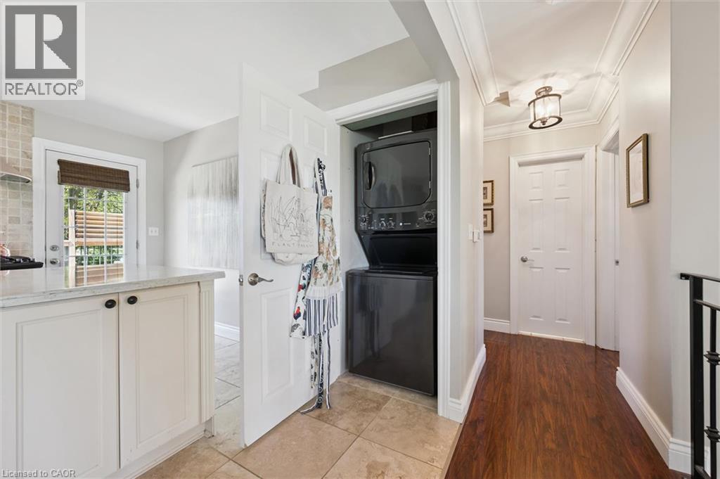 












4 MACDONALD Street

,
Elora,




Ontario
N0B1S0

