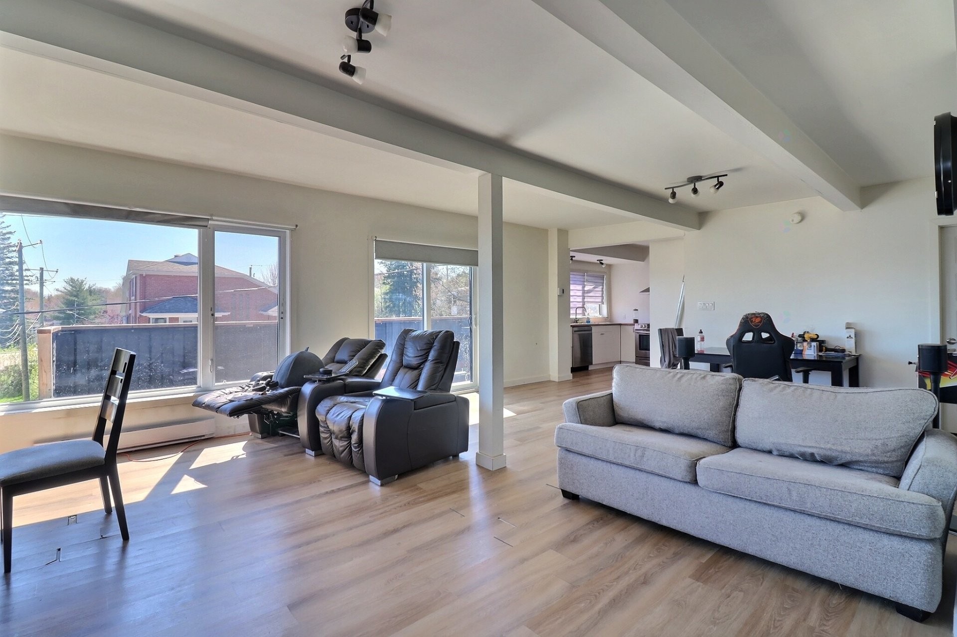









410

 - 414


Rue Bécard

,
Saguenay (Chicoutimi),




QC
G7H4E8

