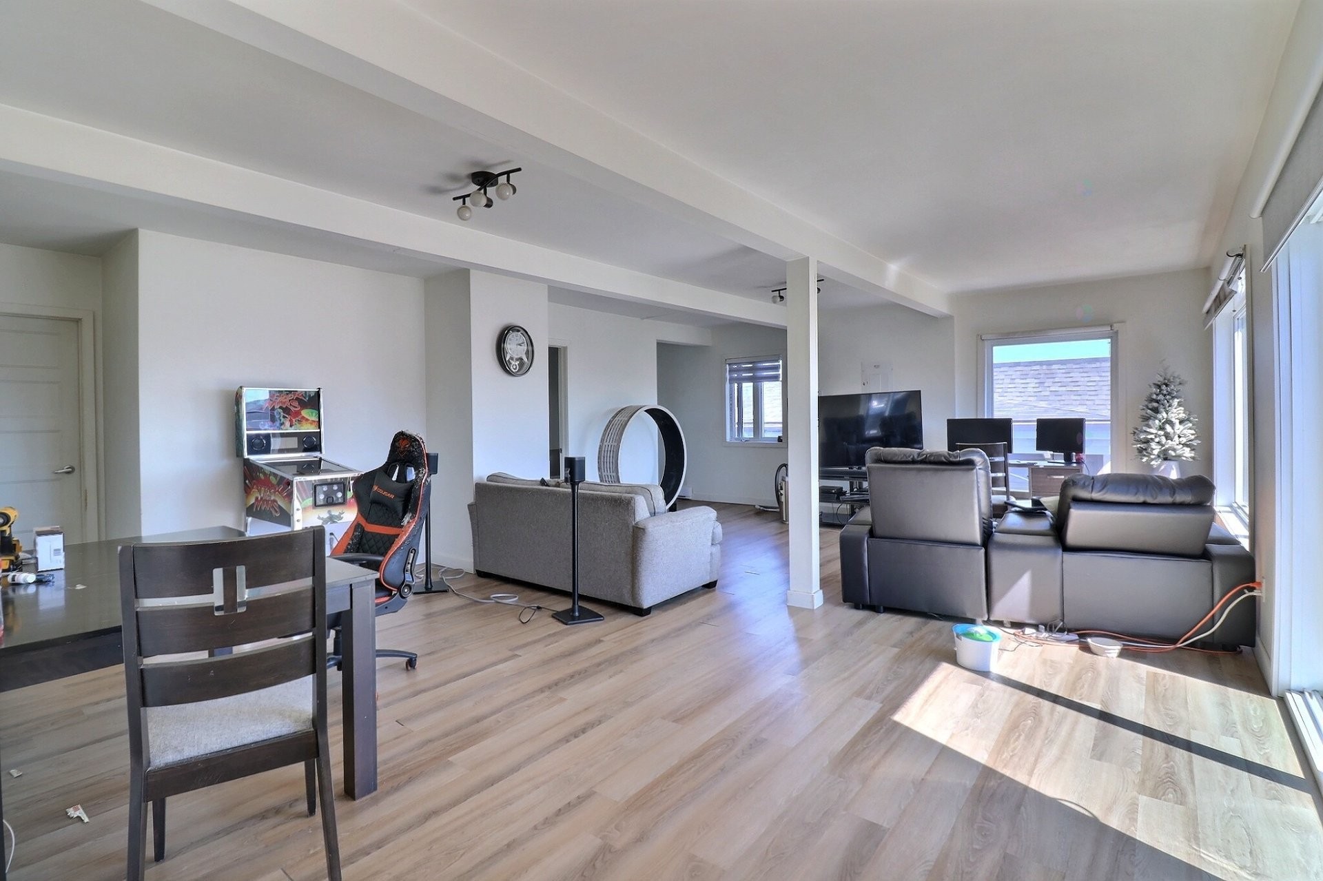 









410

 - 414


Rue Bécard

,
Saguenay (Chicoutimi),




QC
G7H4E8

