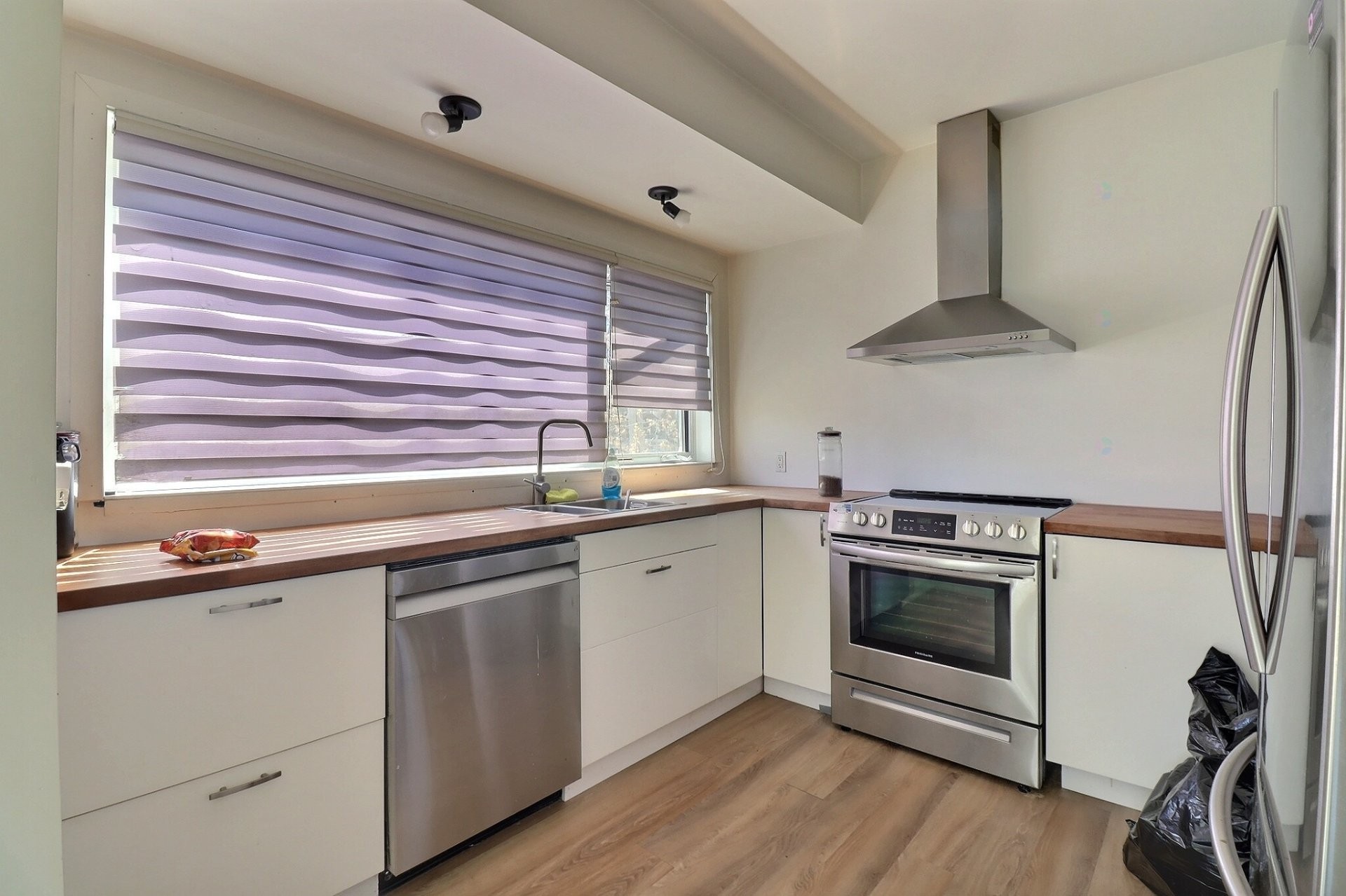 









410

 - 414


Rue Bécard

,
Saguenay (Chicoutimi),




QC
G7H4E8

