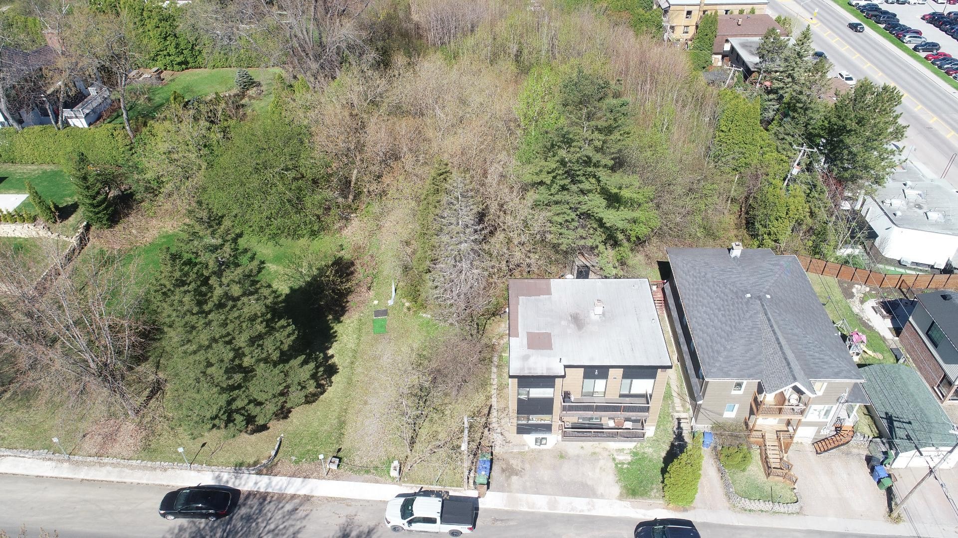 









410

 - 414


Rue Bécard

,
Saguenay (Chicoutimi),




QC
G7H4E8

