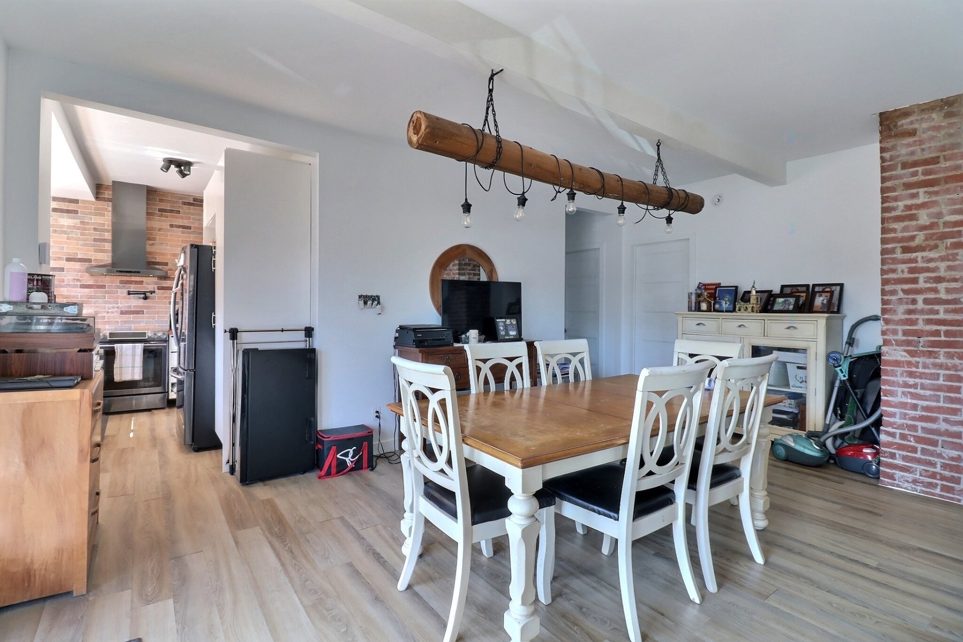 









410

 - 414


Rue Bécard

,
Saguenay (Chicoutimi),




QC
G7H4E8


