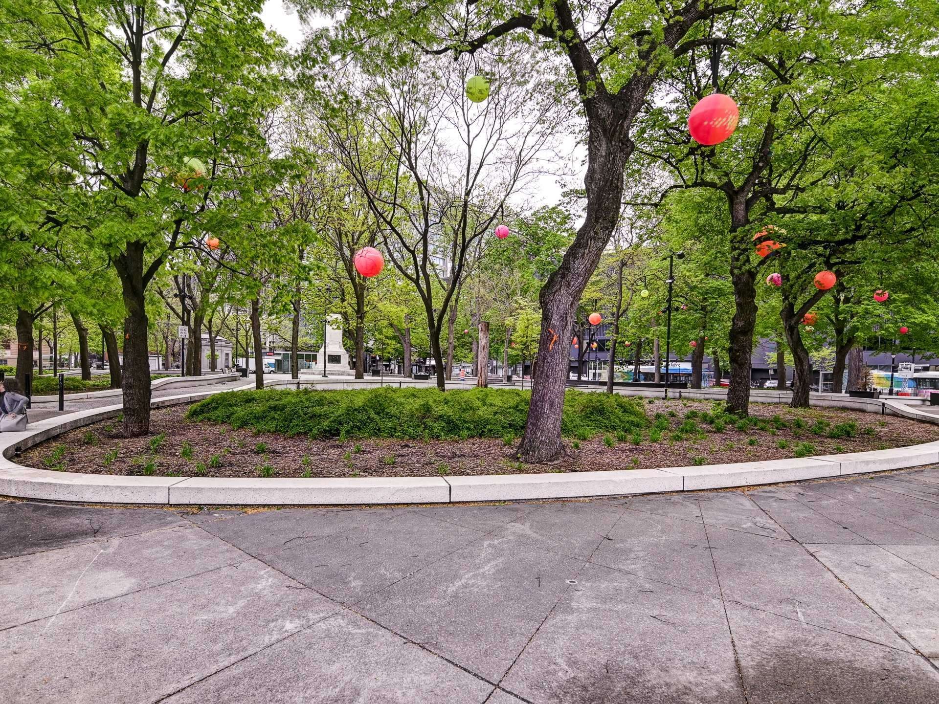 









2320


Rue Tupper

, 602,
Montréal (Ville-Marie),




QC
H3H0B8

