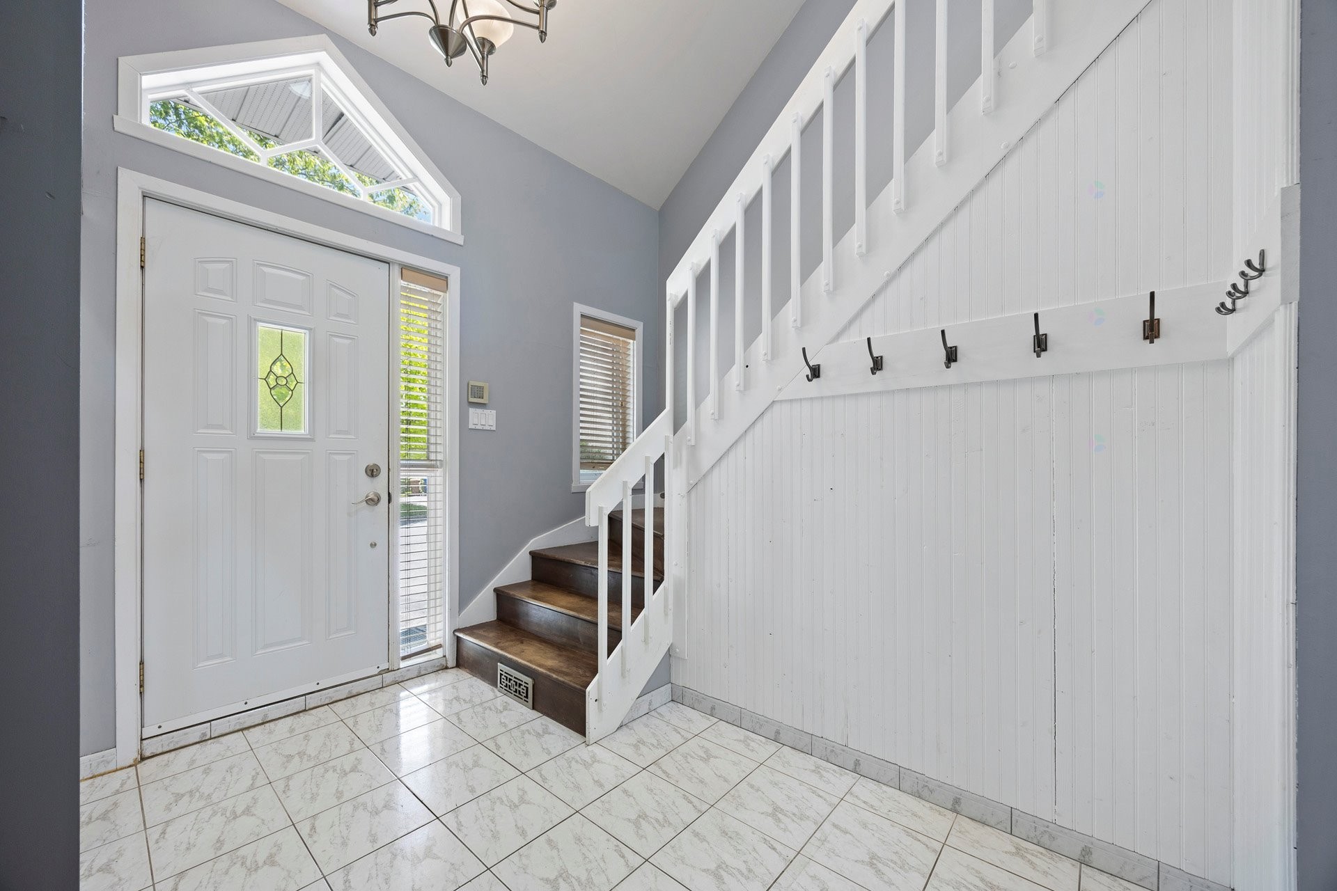 









109


Rue Marie-Rollet

,
Notre-Dame-de-l'Île-Perrot,




QC
J7V8Z8

