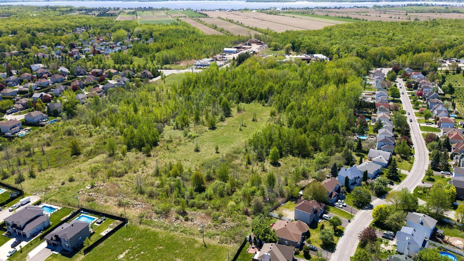 









109


Rue Marie-Rollet

,
Notre-Dame-de-l'Île-Perrot,




QC
J7V8Z8

