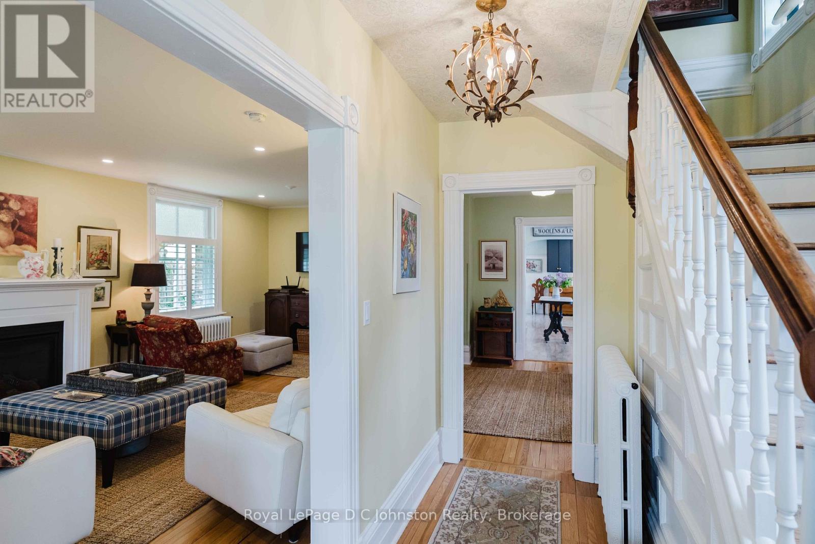 












111 ALBERT STREET N

,
Saugeen Shores,




Ontario
N0H2L0

