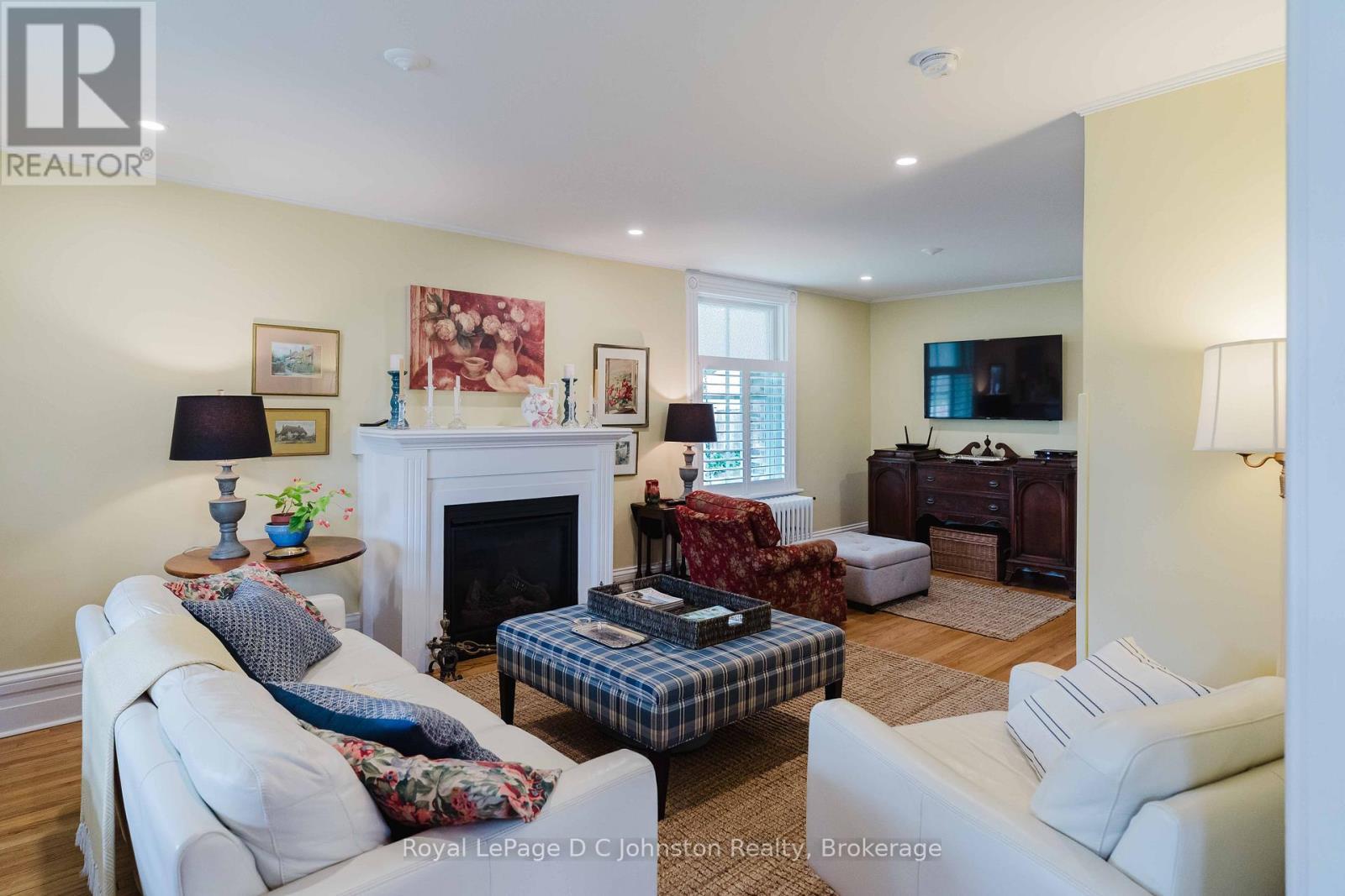 












111 ALBERT STREET N

,
Saugeen Shores,




Ontario
N0H2L0

