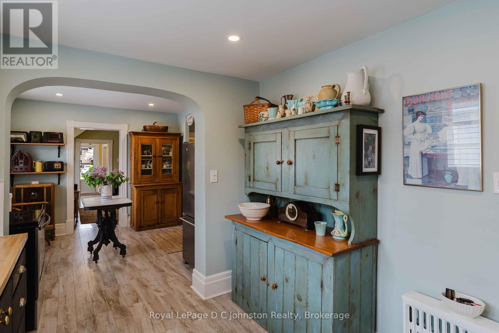 












111 ALBERT STREET N

,
Saugeen Shores,




Ontario
N0H2L0

