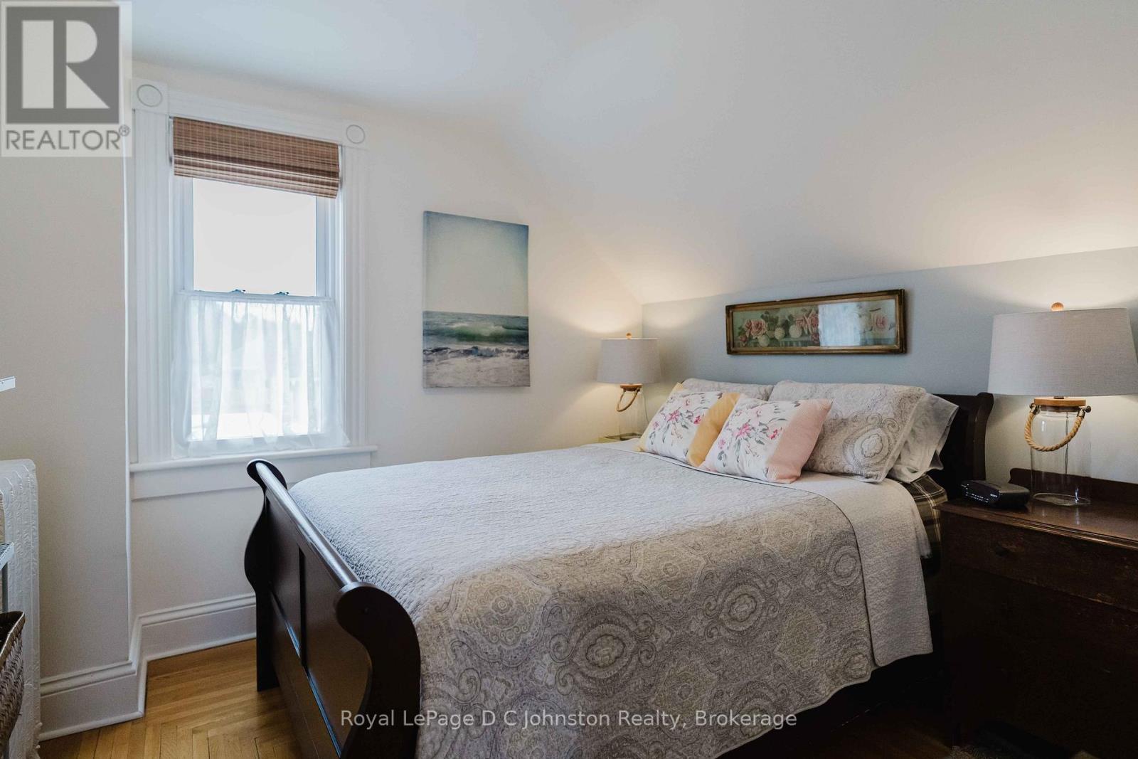 












111 ALBERT STREET N

,
Saugeen Shores,




Ontario
N0H2L0

