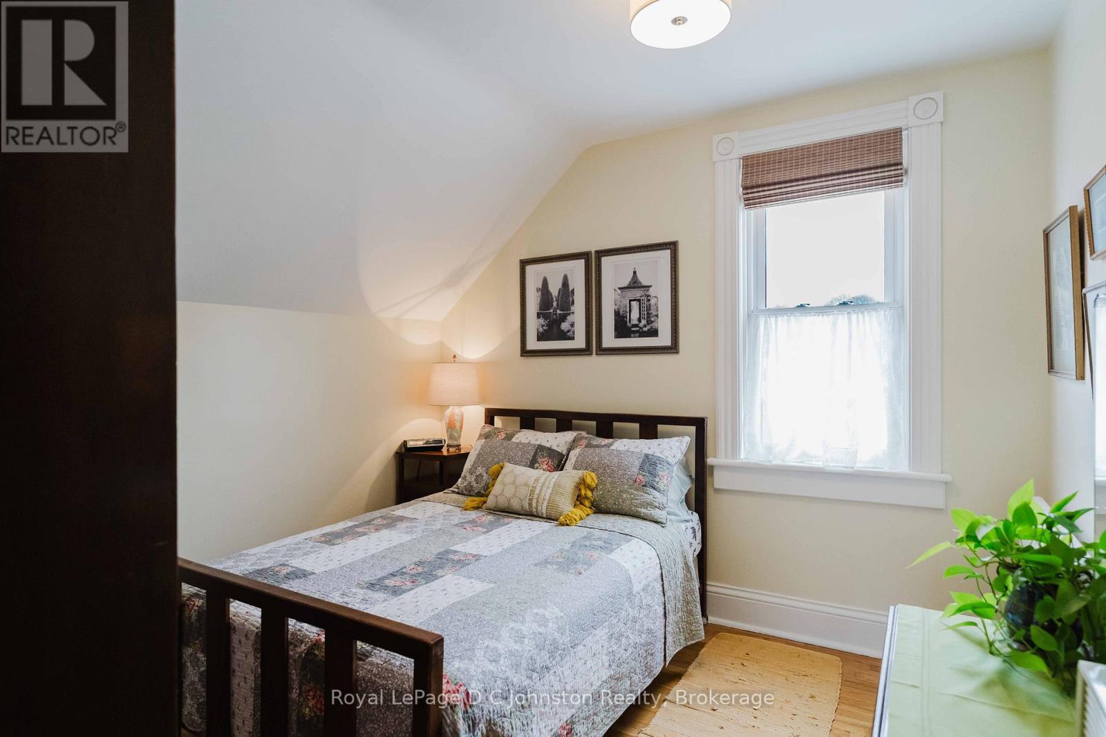 












111 ALBERT STREET N

,
Saugeen Shores,




Ontario
N0H2L0

