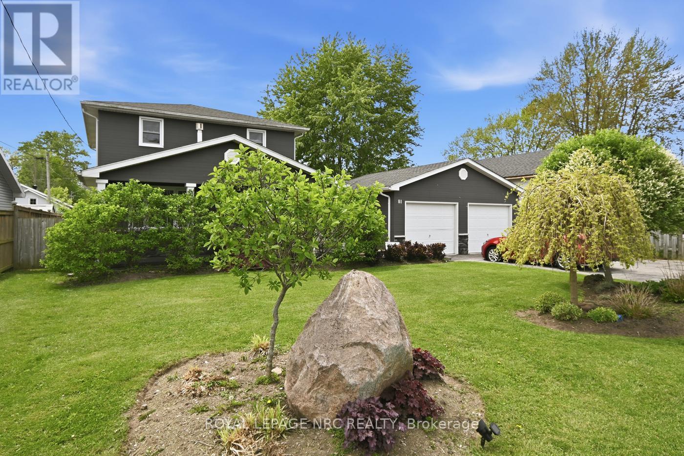 












81 FERGUSON AVENUE

,
Fort Erie (Lakeshore),




Ontario
L2A5J4

