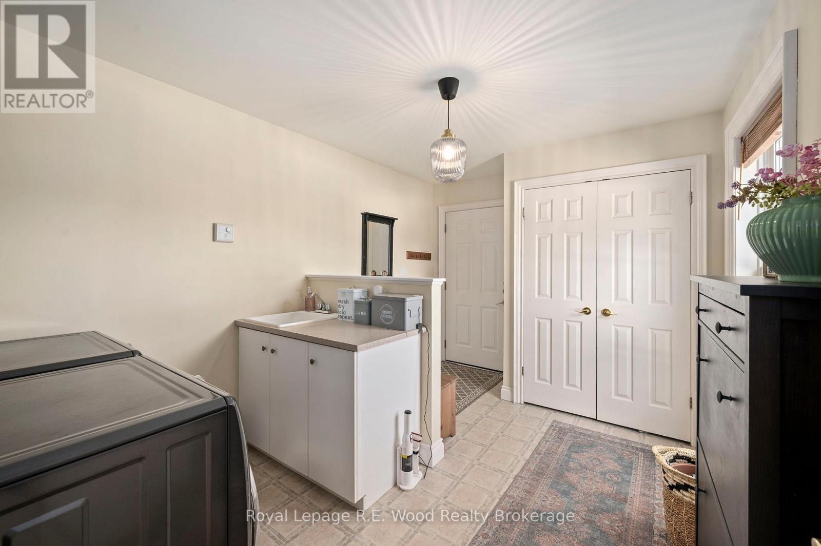 












29 WOODSIDE DRIVE

,
Tillsonburg,




Ontario
N4G5P9

