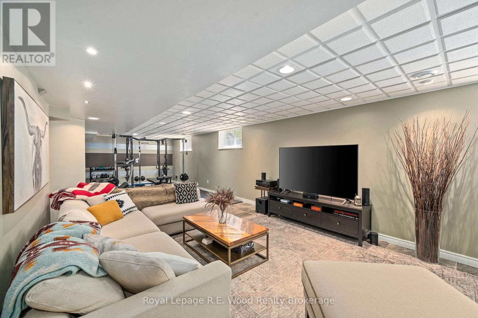












29 WOODSIDE DRIVE

,
Tillsonburg,




Ontario
N4G5P9

