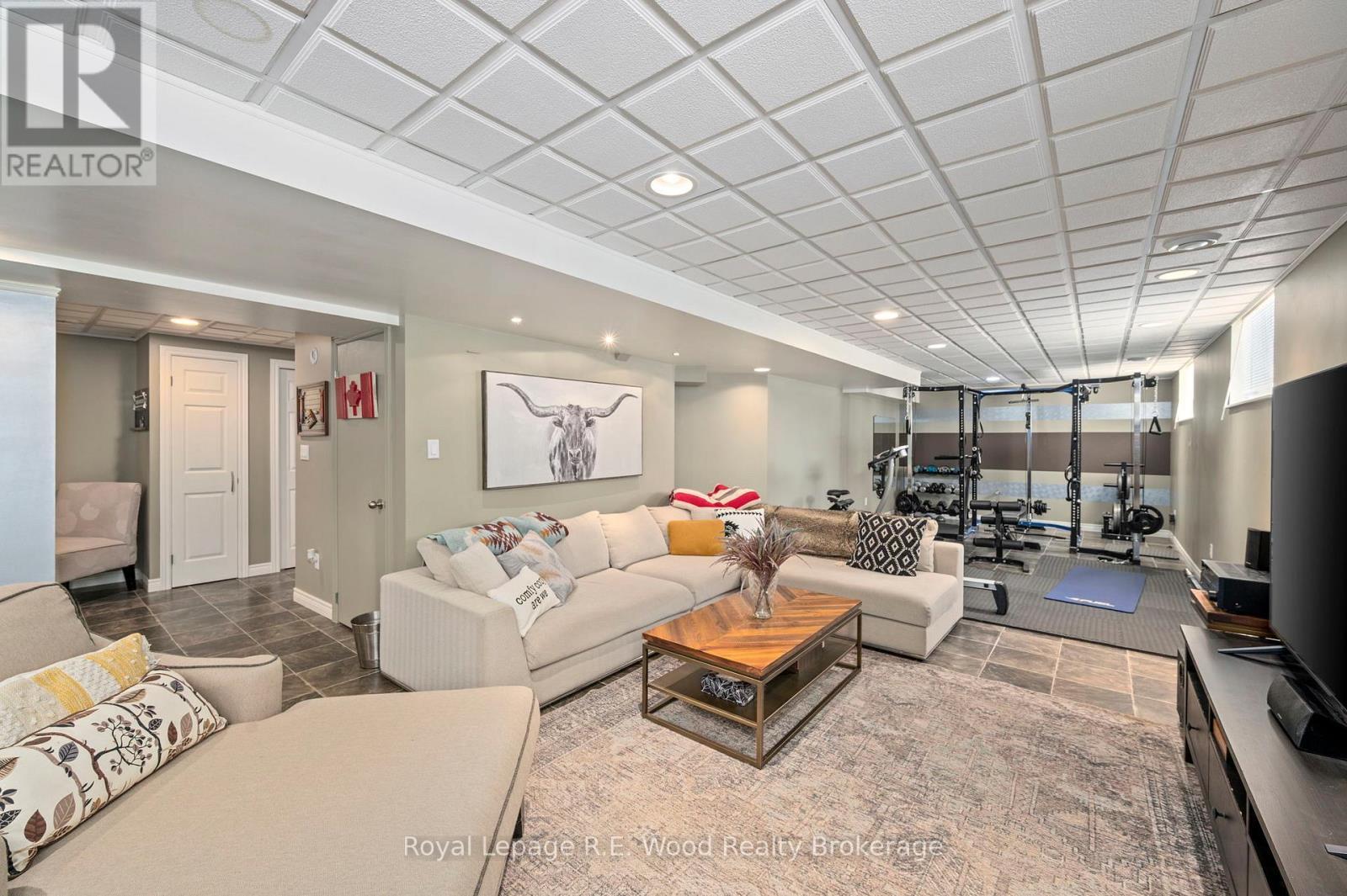 












29 WOODSIDE DRIVE

,
Tillsonburg,




Ontario
N4G5P9

