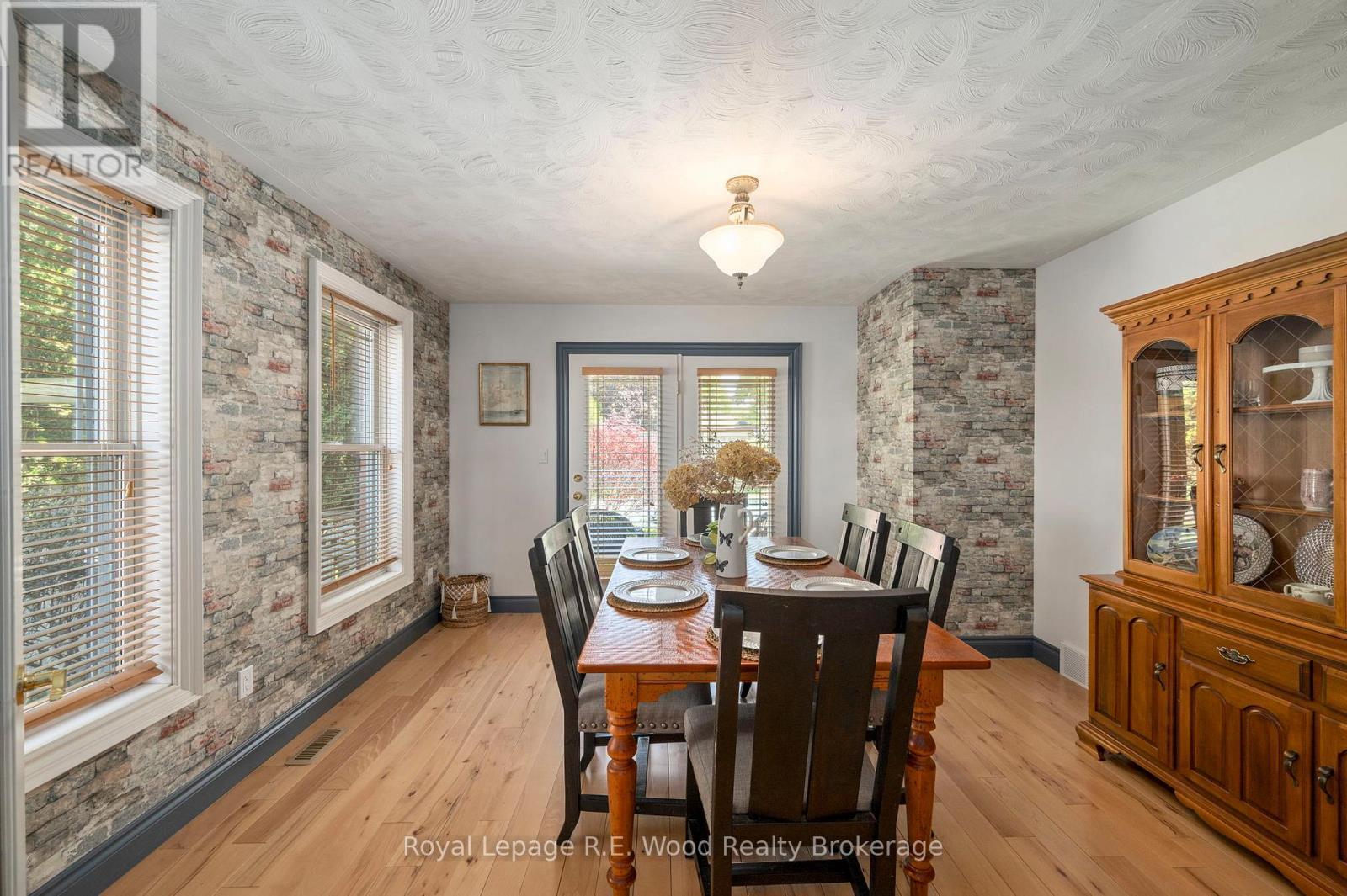 












29 WOODSIDE DRIVE

,
Tillsonburg,




Ontario
N4G5P9

