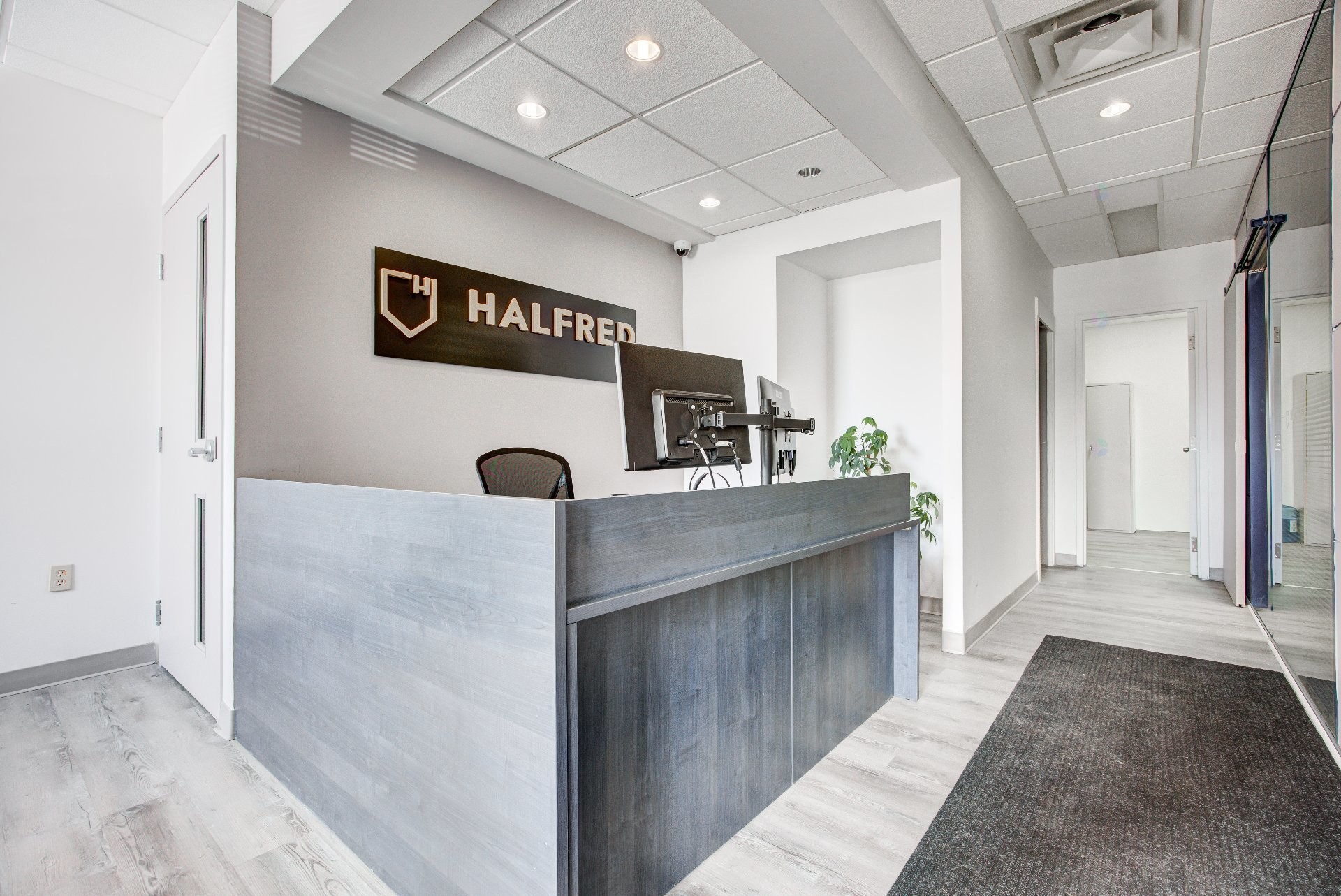 









50


Rue Noël

, 3,
Gatineau (Hull),




QC
J8Z2M4

