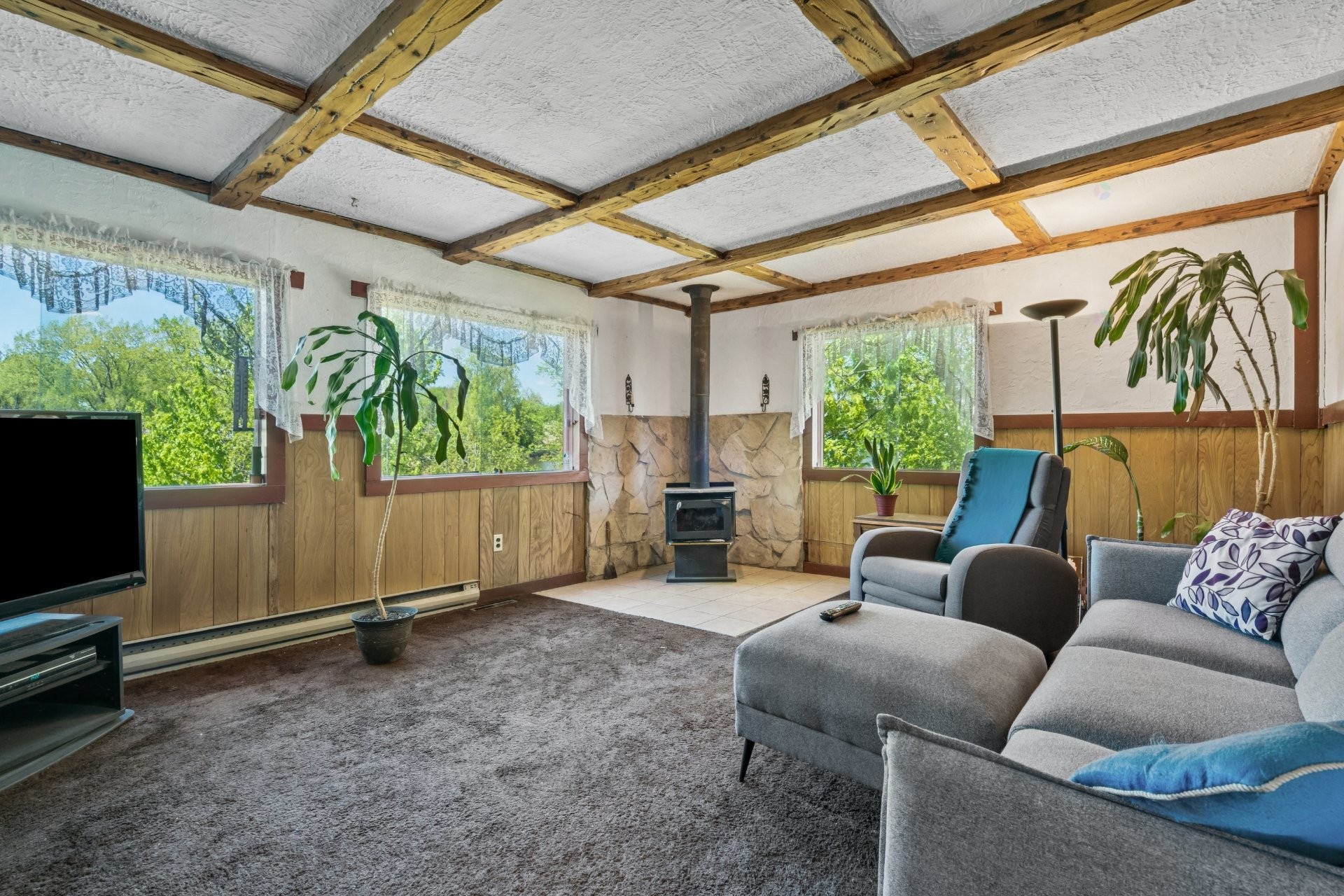 









1133


Boul. de L'Assomption

,
Repentigny (Repentigny),




QC
J6A0B6

