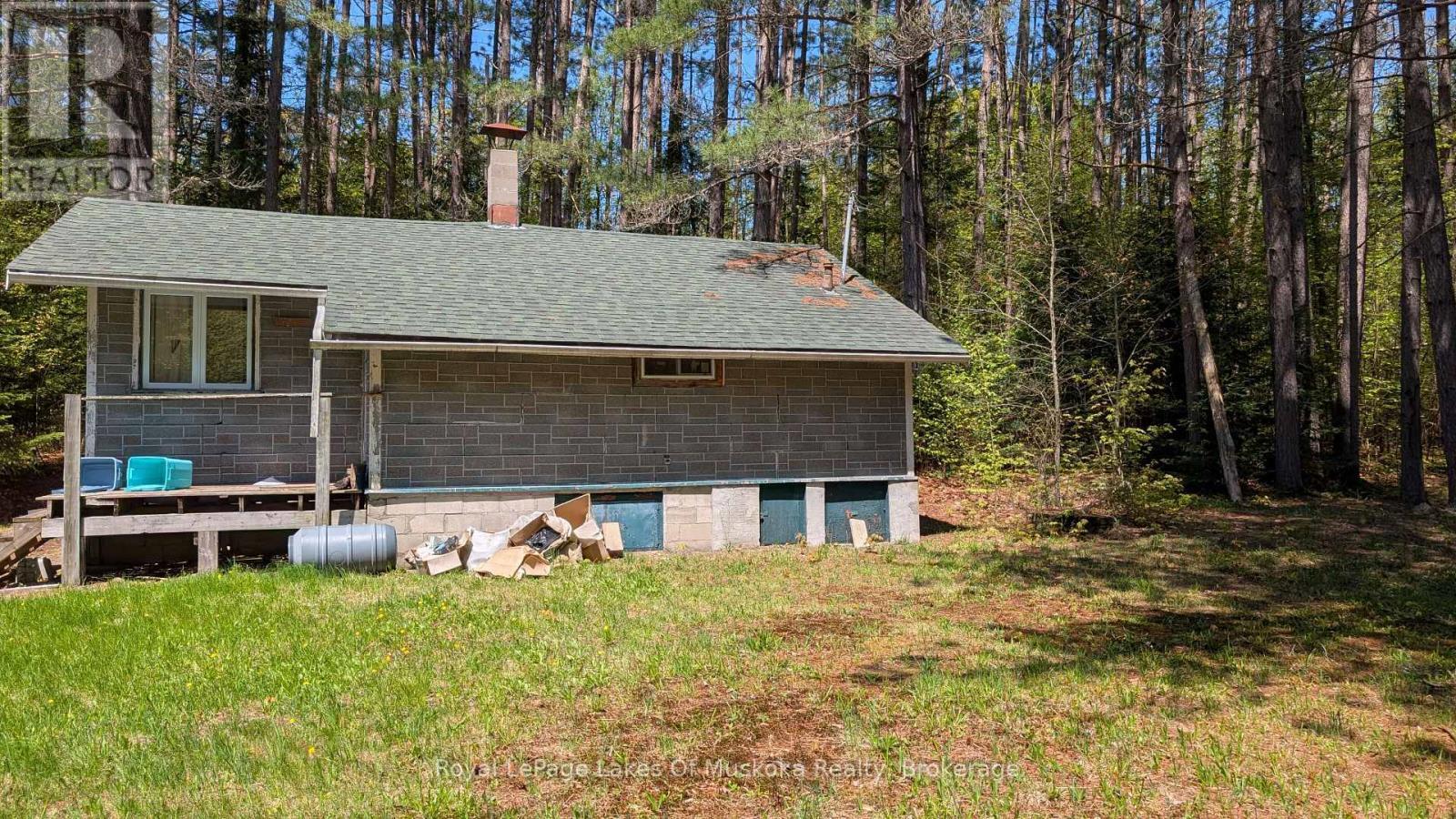 












386 LOCKE'S ROAD

,
Perry (Novar),




Ontario
P0A1R0

