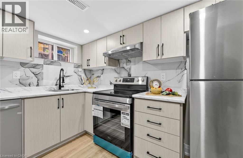 












150 BRUCEDALE Avenue E Unit# Lower

,
Hamilton,




Ontario
L9A1N6

