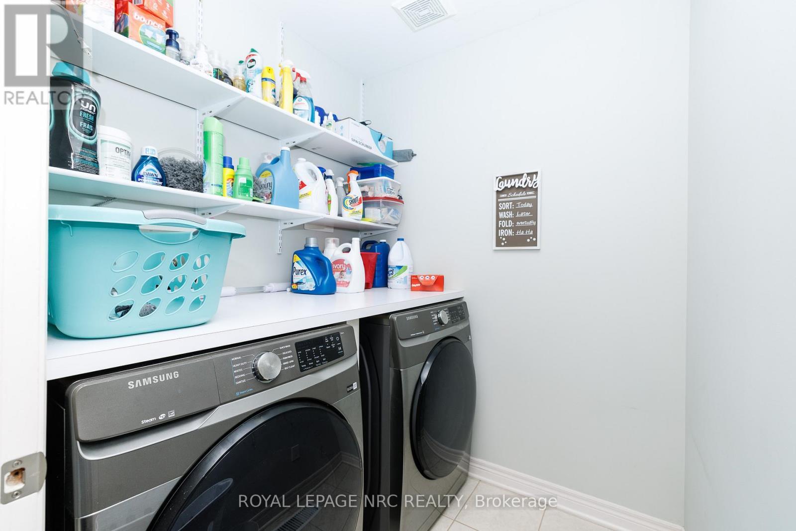












12 WILFRID LAURIER CRESCENT

,
St. Catharines (Secord Woods),




Ontario
L2P0A4


