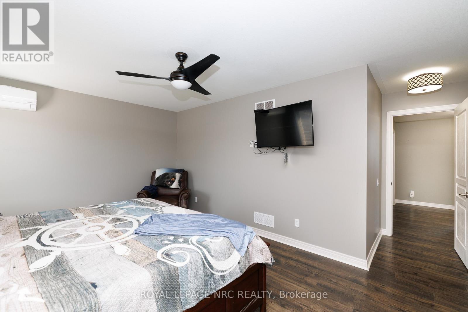 












12 WILFRID LAURIER CRESCENT

,
St. Catharines (Secord Woods),




Ontario
L2P0A4

