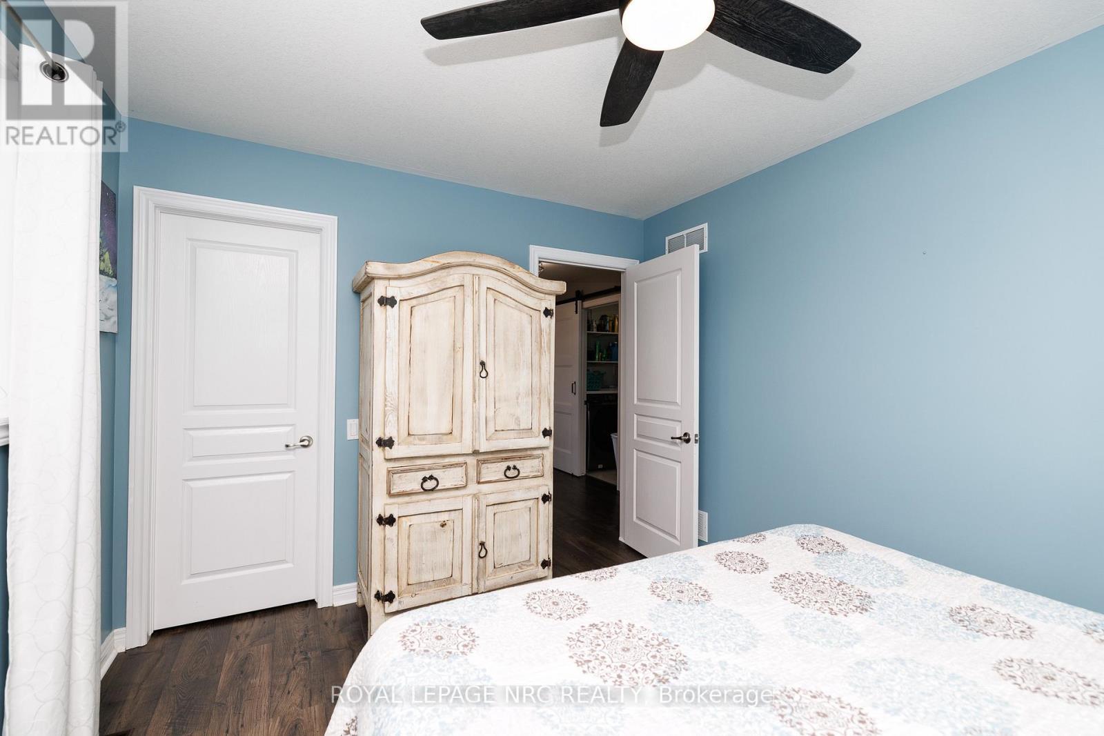 












12 WILFRID LAURIER CRESCENT

,
St. Catharines (Secord Woods),




Ontario
L2P0A4

