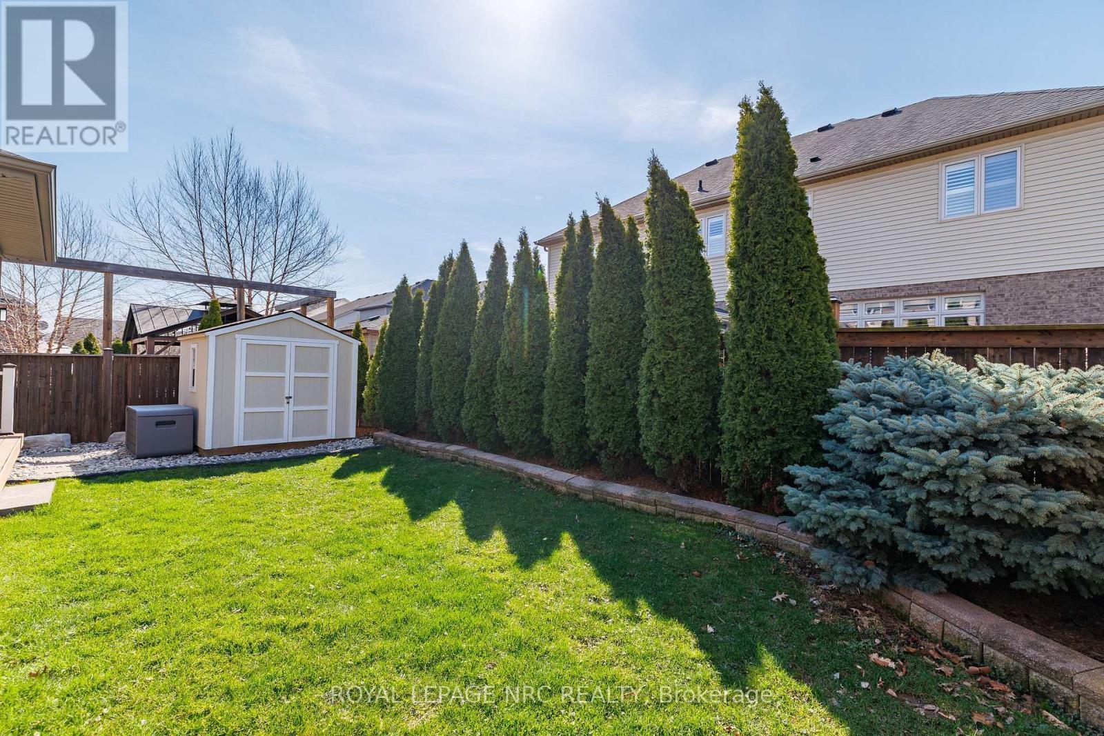 












12 WILFRID LAURIER CRESCENT

,
St. Catharines (Secord Woods),




Ontario
L2P0A4

