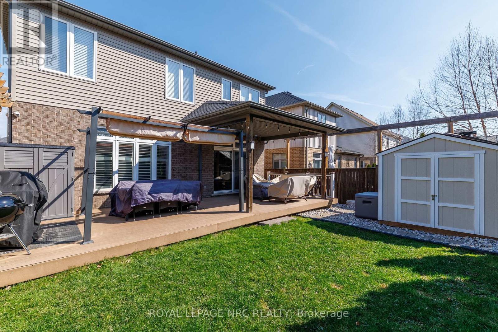 












12 WILFRID LAURIER CRESCENT

,
St. Catharines (Secord Woods),




Ontario
L2P0A4

