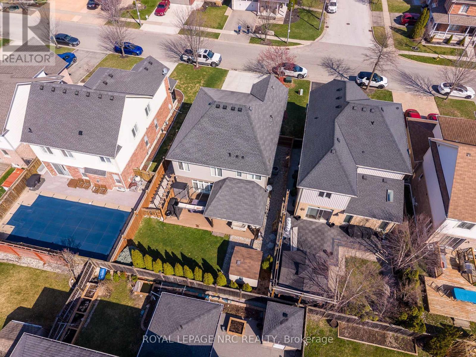 












12 WILFRID LAURIER CRESCENT

,
St. Catharines (Secord Woods),




Ontario
L2P0A4

