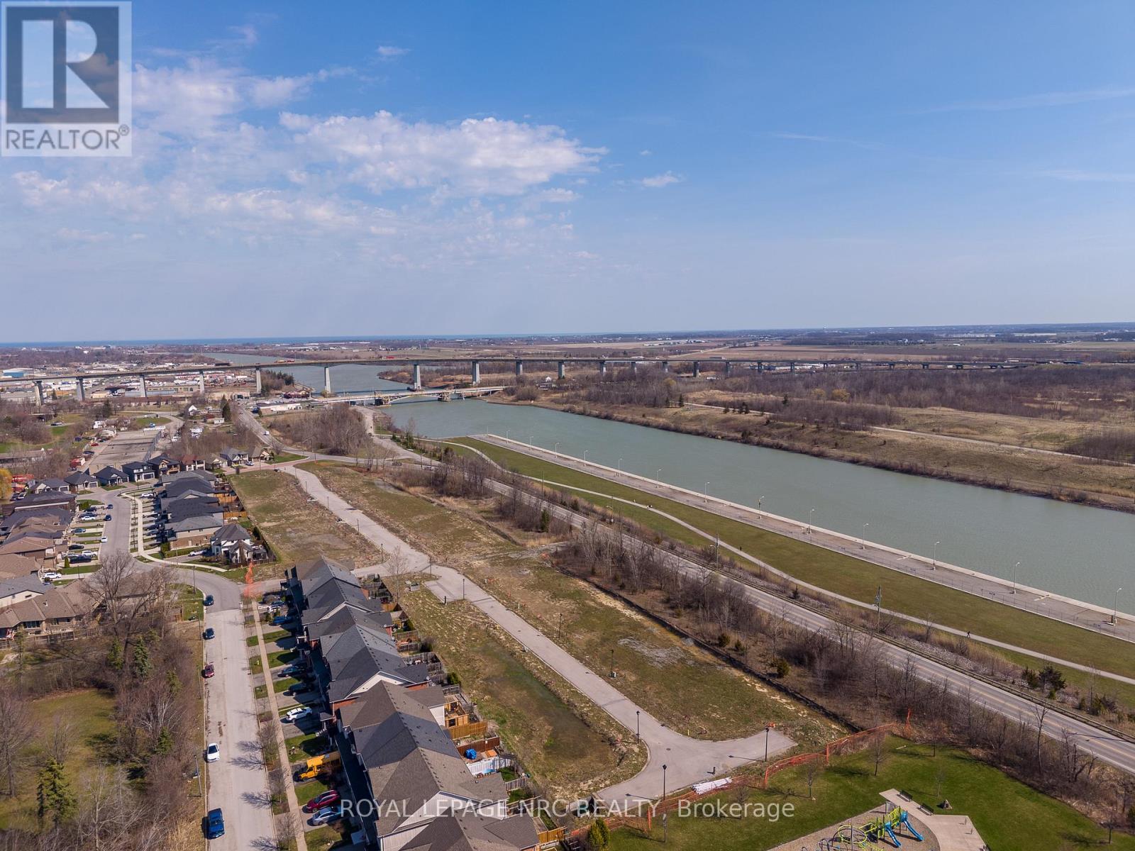 












12 WILFRID LAURIER CRESCENT

,
St. Catharines (Secord Woods),




Ontario
L2P0A4


