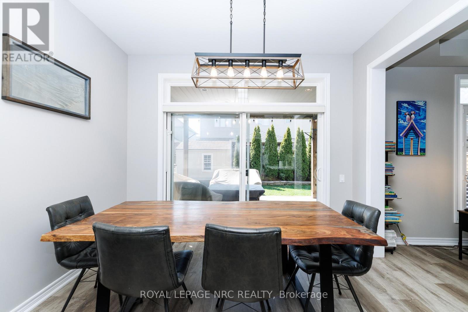 












12 WILFRID LAURIER CRESCENT

,
St. Catharines (Secord Woods),




Ontario
L2P0A4

